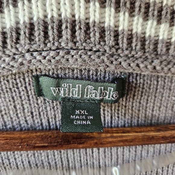 XXL Wild Fable Vest - Picture 2 of 5